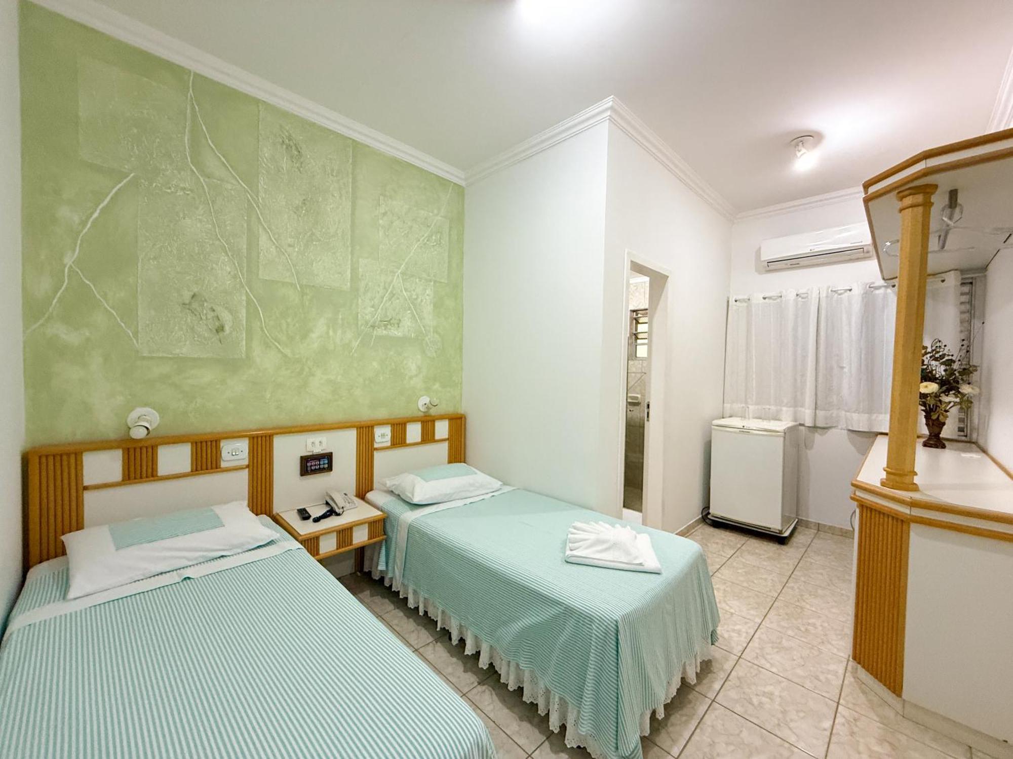 Grande Hotel Paranavai Ruang foto